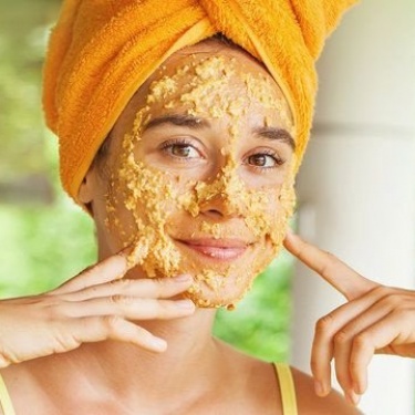 Благодаря своим антиоксидантным, противовоспалительным, антибактериальным и увлажняющим свойствам куркума является натуральным и эффективным ингред...