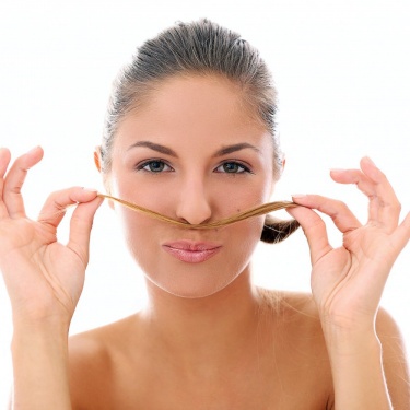 Удаление волос на лице — актуальная задача, с которой сталкиваются многие. Современные методы позволяют выбрать оптимальный способ в зависимо...